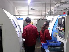 CNC加工設(shè)備